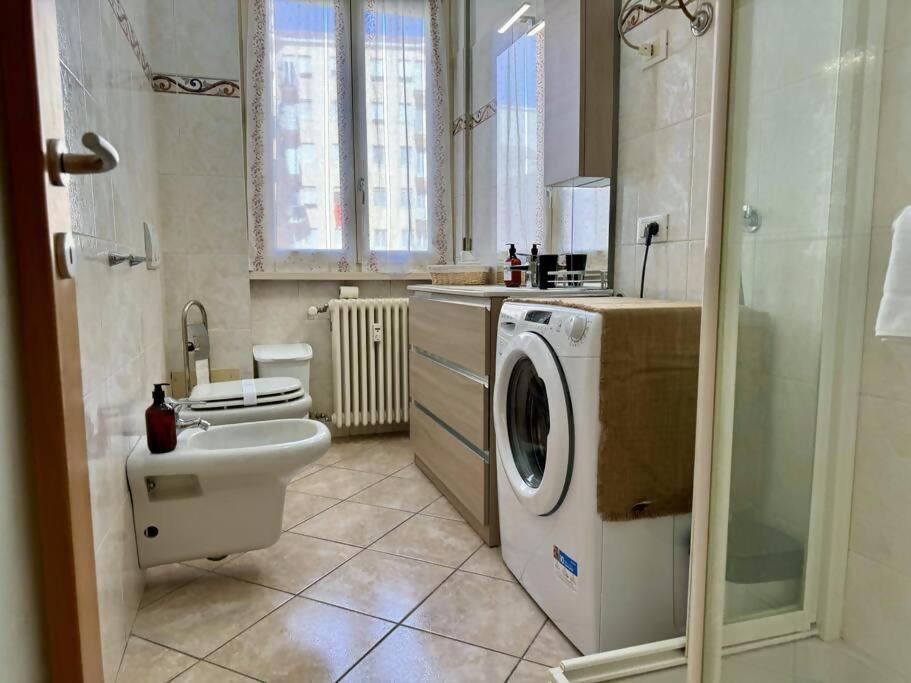 Apartamento Ilaria House Como Exterior foto