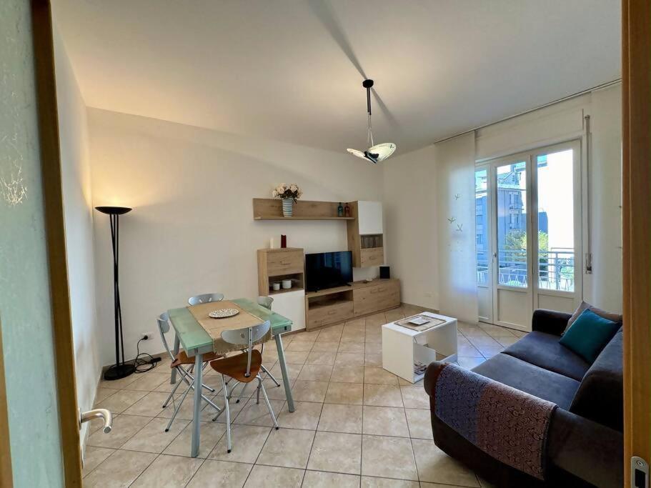 Apartamento Ilaria House Como Exterior foto