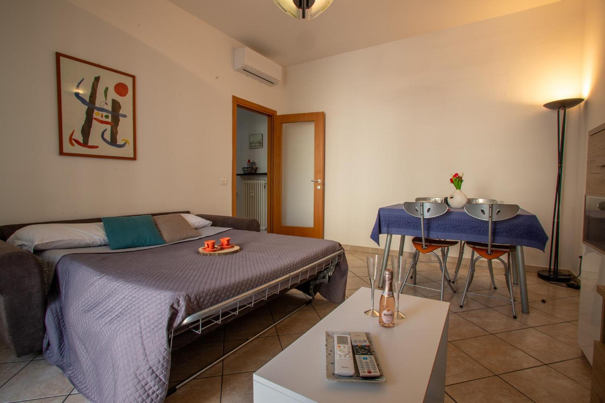 Apartamento Ilaria House Como Exterior foto