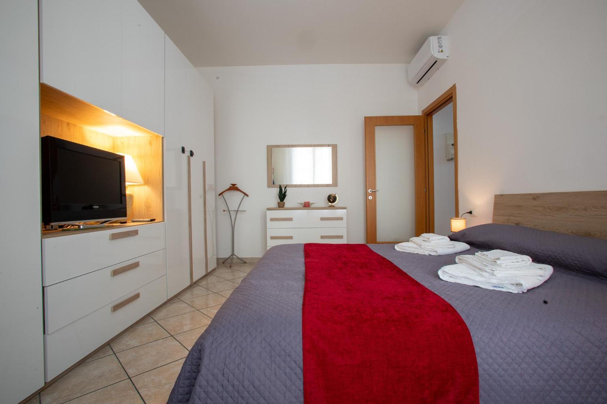 Apartamento Ilaria House Como Exterior foto