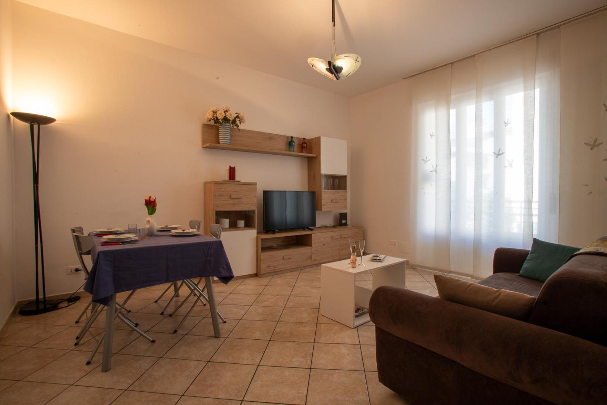 Apartamento Ilaria House Como Exterior foto