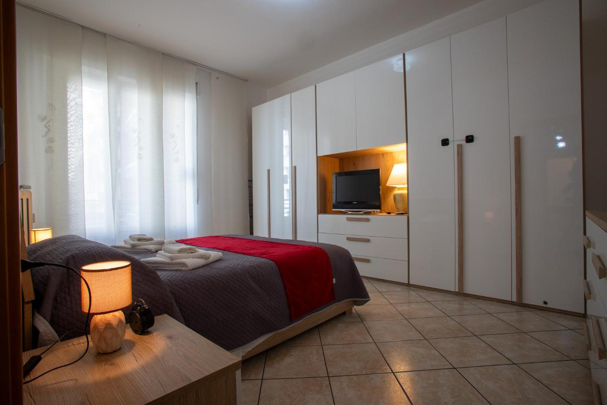 Apartamento Ilaria House Como Exterior foto