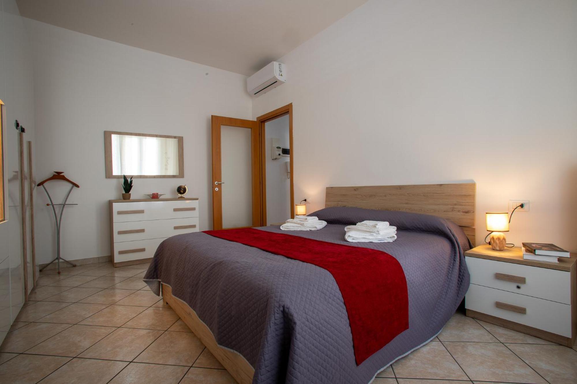 Apartamento Ilaria House Como Exterior foto